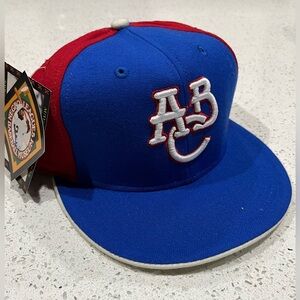 Arizona Black Crackers Headgear Classic Fitted Cap Size 7 3/8